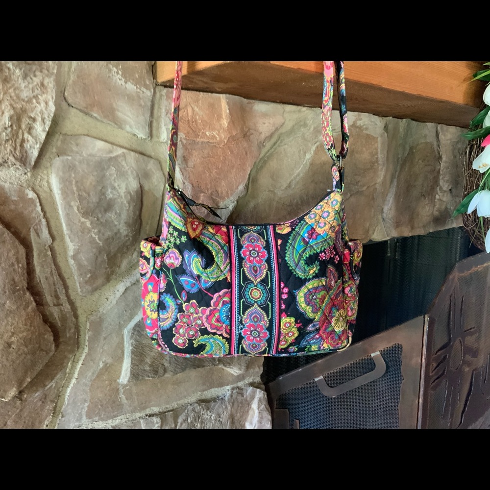 COPY - EUC VERA BRADLEY SYMPHONY IN HUE SHOULDER …